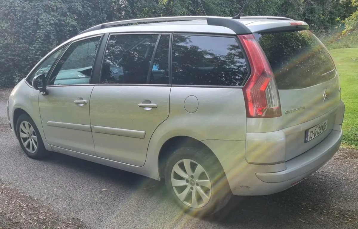 Citroen C4 Grand Picasso 7 seater - Image 3
