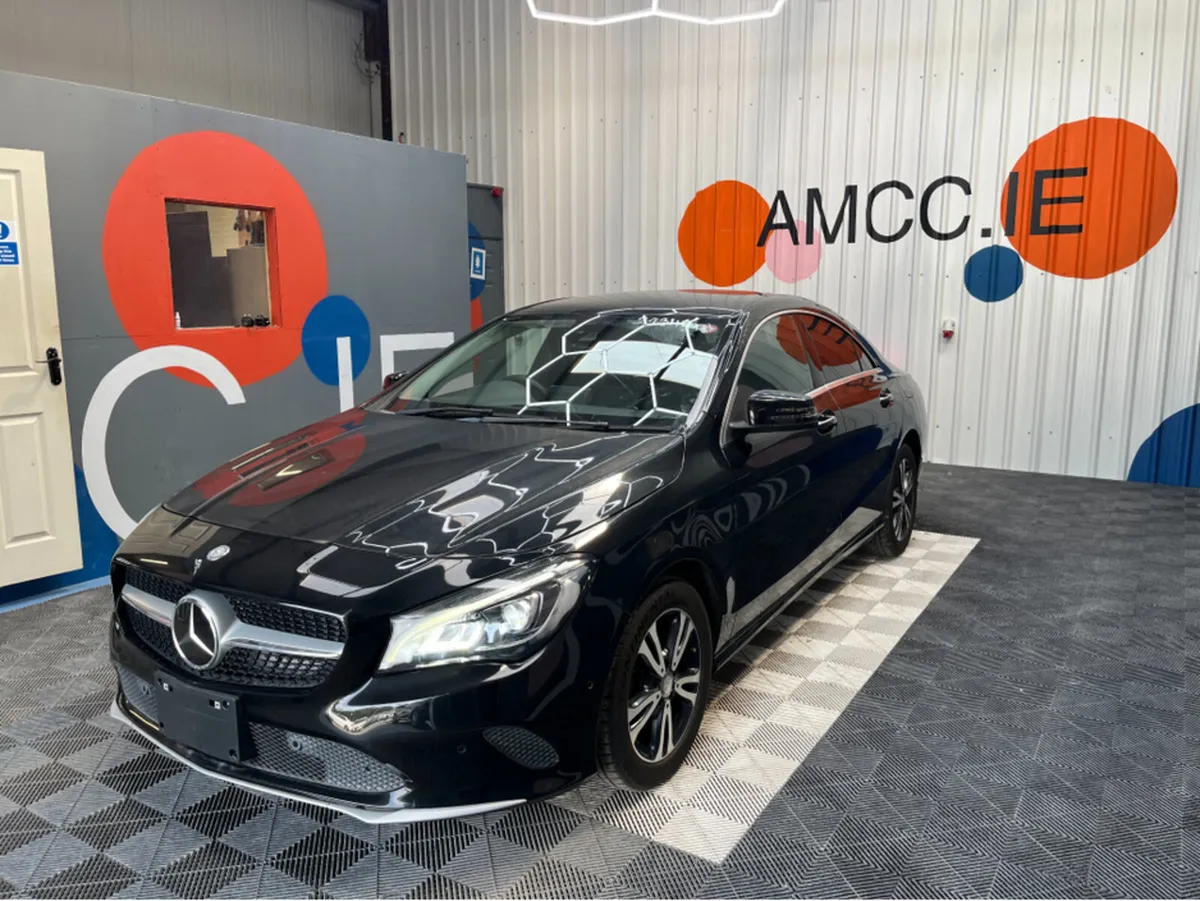 Mercedes-Benz CLA CLA180 / 69k KMs / HEATED SEAT , - Image 3