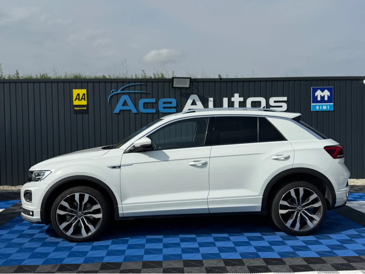 Volkswagen T-Roc R LINE - 2.0 DIESEL - AUTO - 12M - Image 4