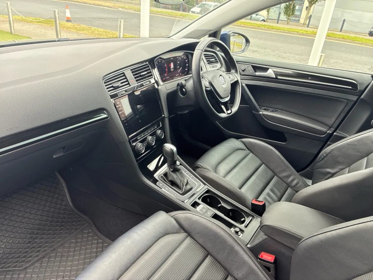 Volkswagen Golf 1.4L Petrol Automatic TSI Highline - Image 3