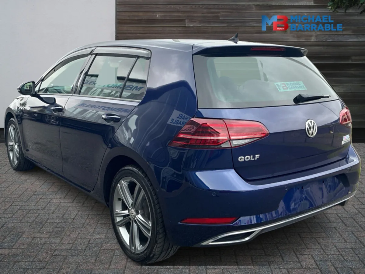 Volkswagen Golf 1.4L Petrol Automatic TSI Highline - Image 4