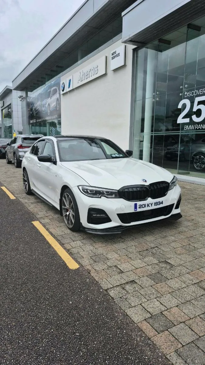 BMW 330E M-SPORT *HIGH SPEC* 292BHP - Image 2