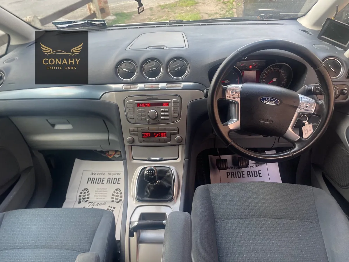 Ford Galaxy 2010 - Image 2
