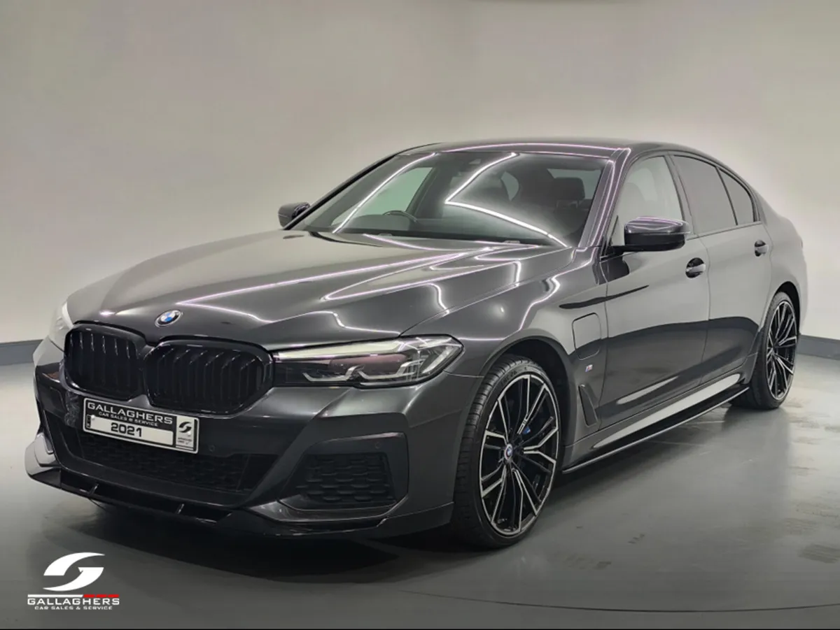 BMW 5-Series (211) 5 SERIES M SPORT AUTOMATIC - Image 2