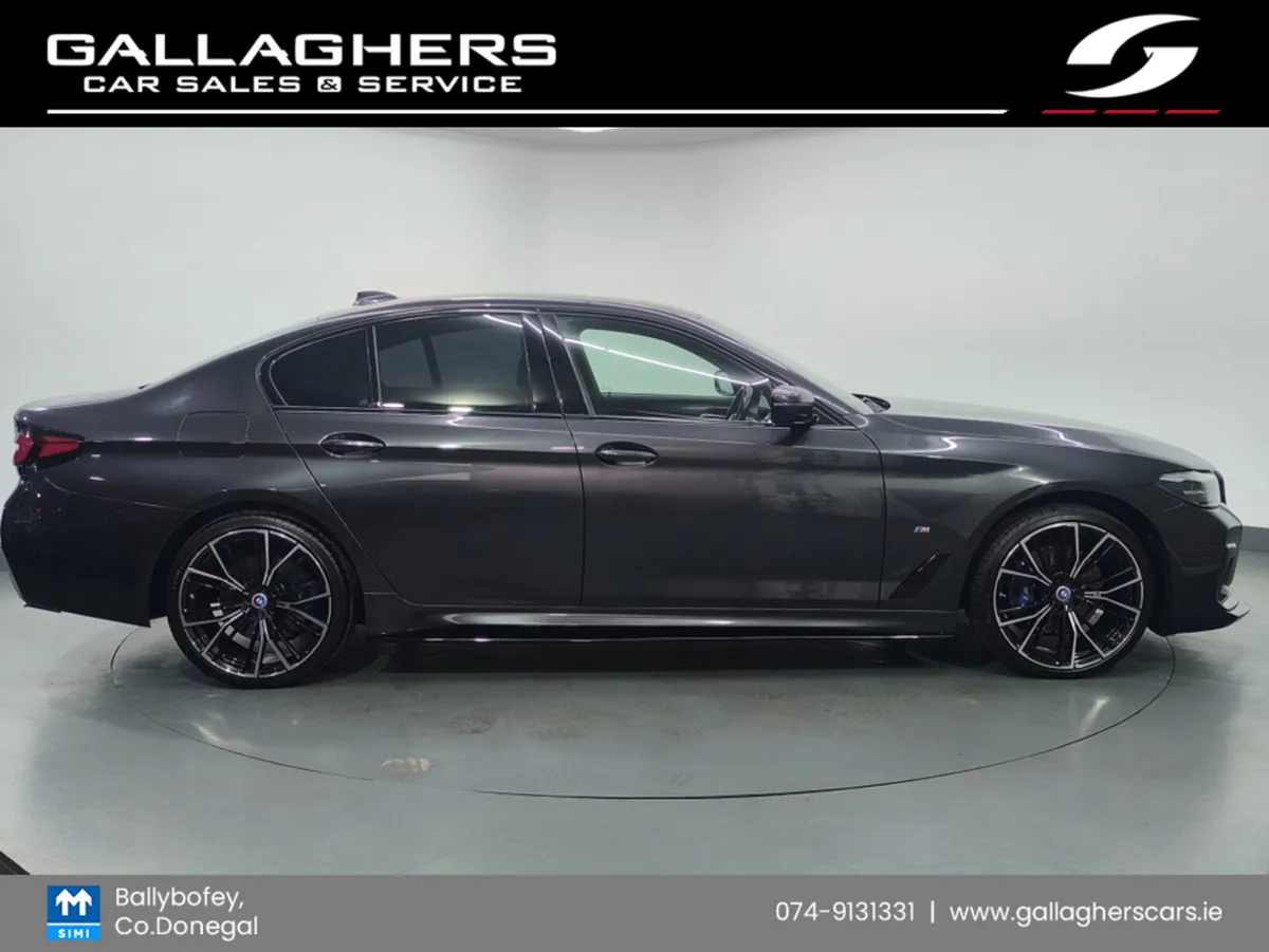 BMW 5-Series (211) 5 SERIES M SPORT AUTOMATIC - Image 3