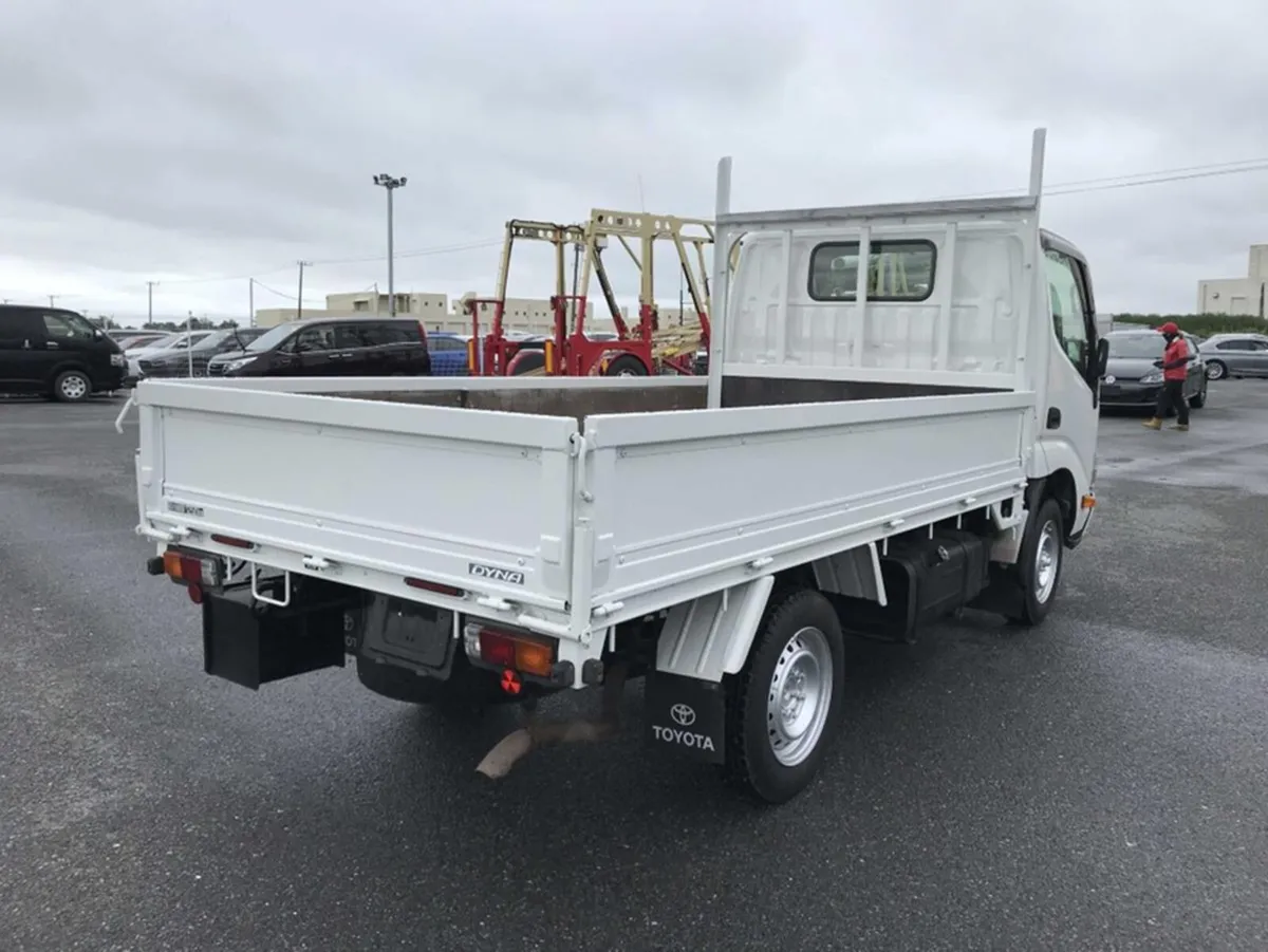 Toyota Dyna 3.0 DIESEL 4WD - Image 3