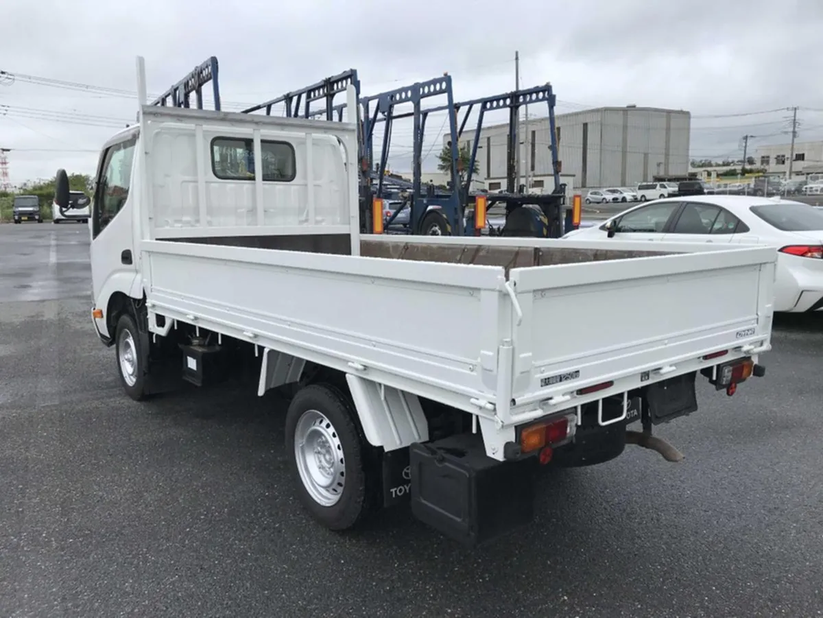 Toyota Dyna 3.0 DIESEL 4WD - Image 4