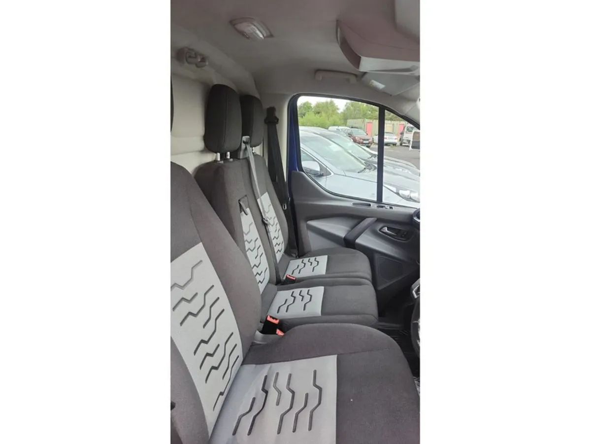 Ford Transit Custom 270 Limited Auto - Image 1