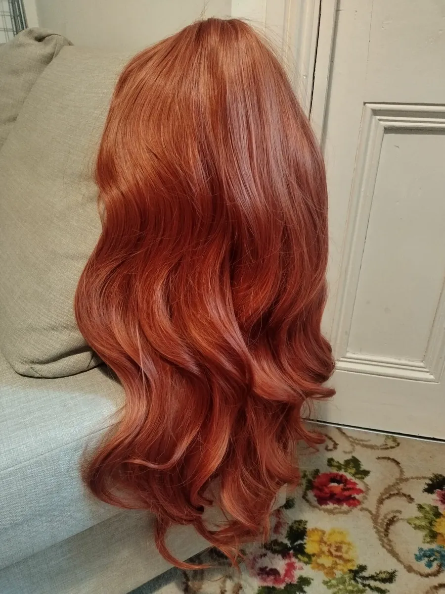 Very sexy ginger wig for crossdresser - Image 3