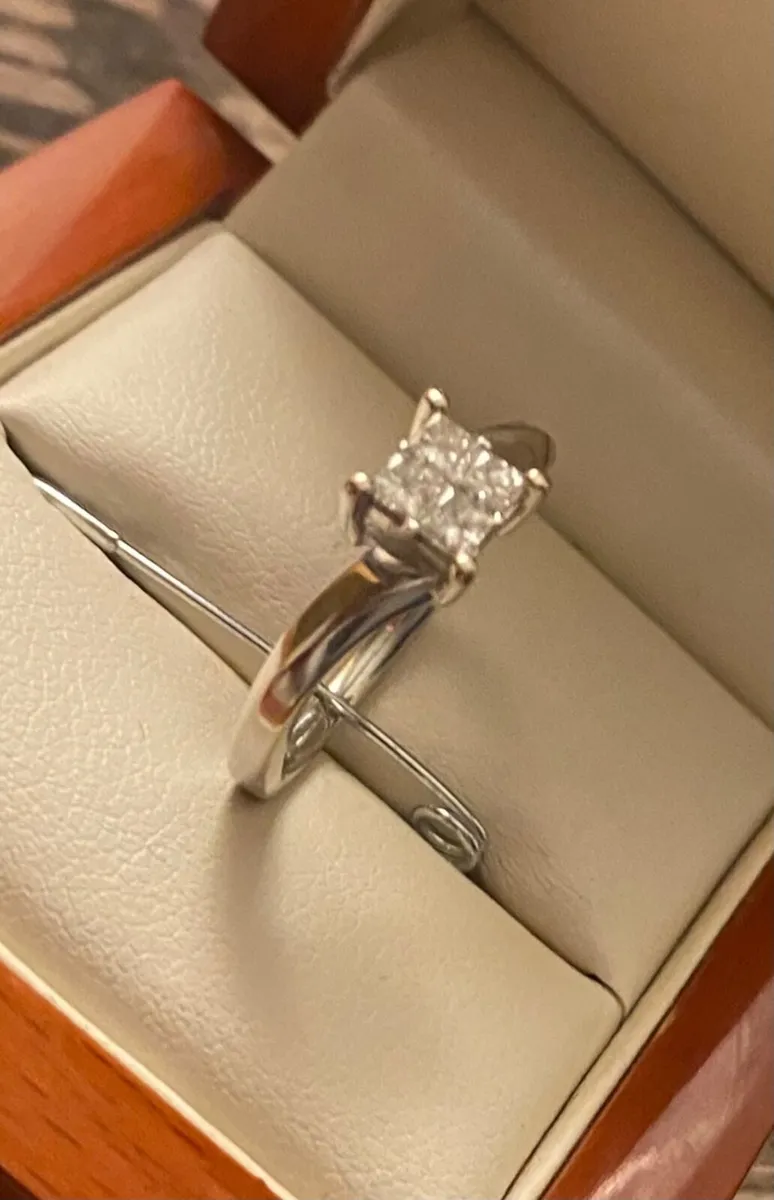 Diamond Ring - Image 2