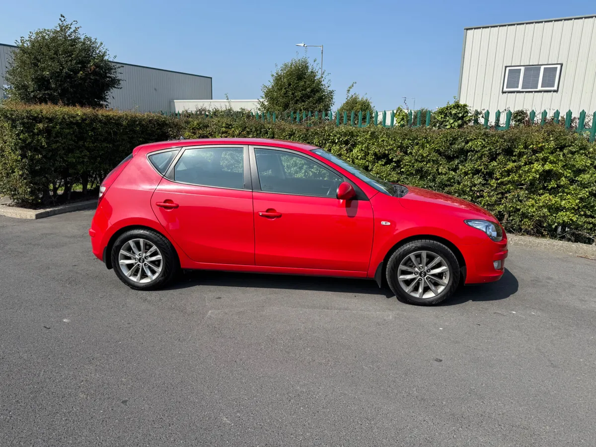 2010 Hyundai i30 | Low Mileage - Image 2