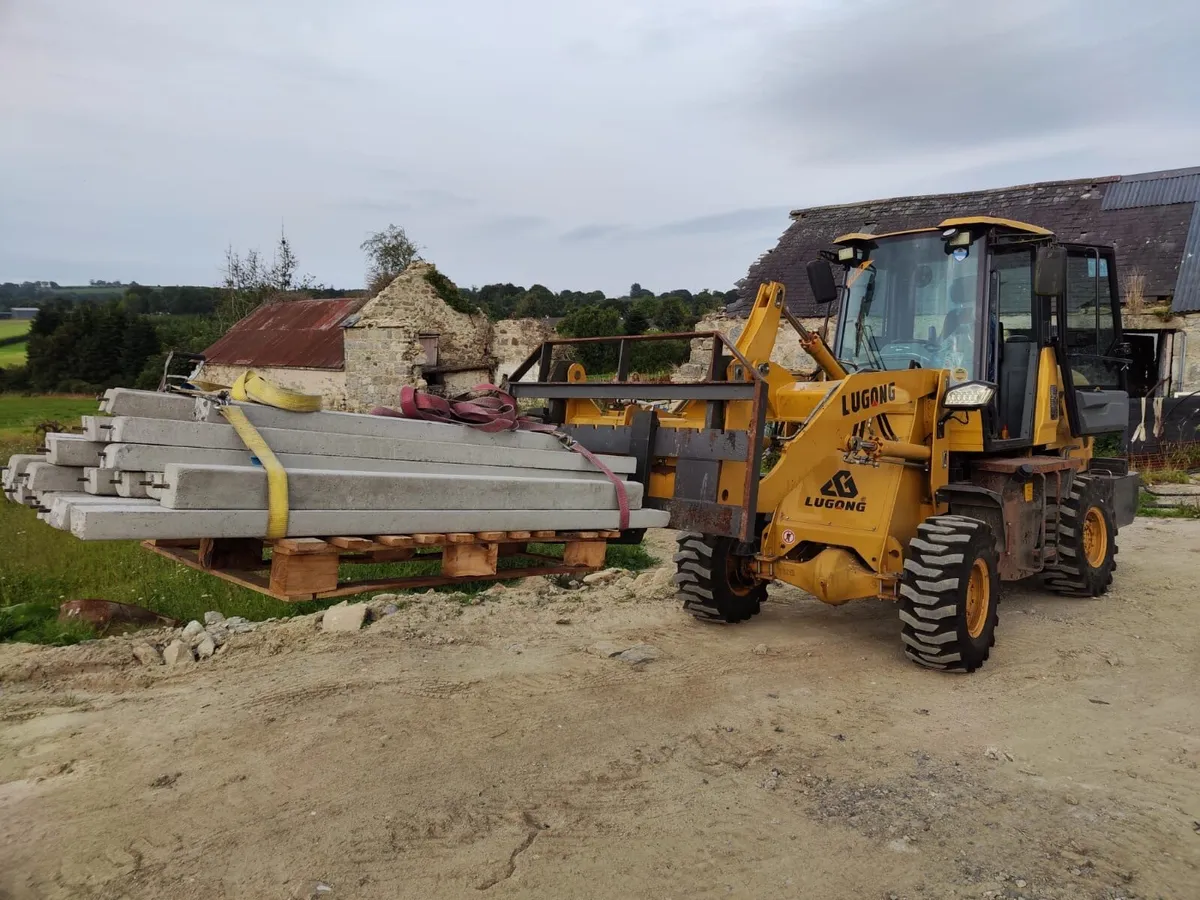Small Loader - Image 2