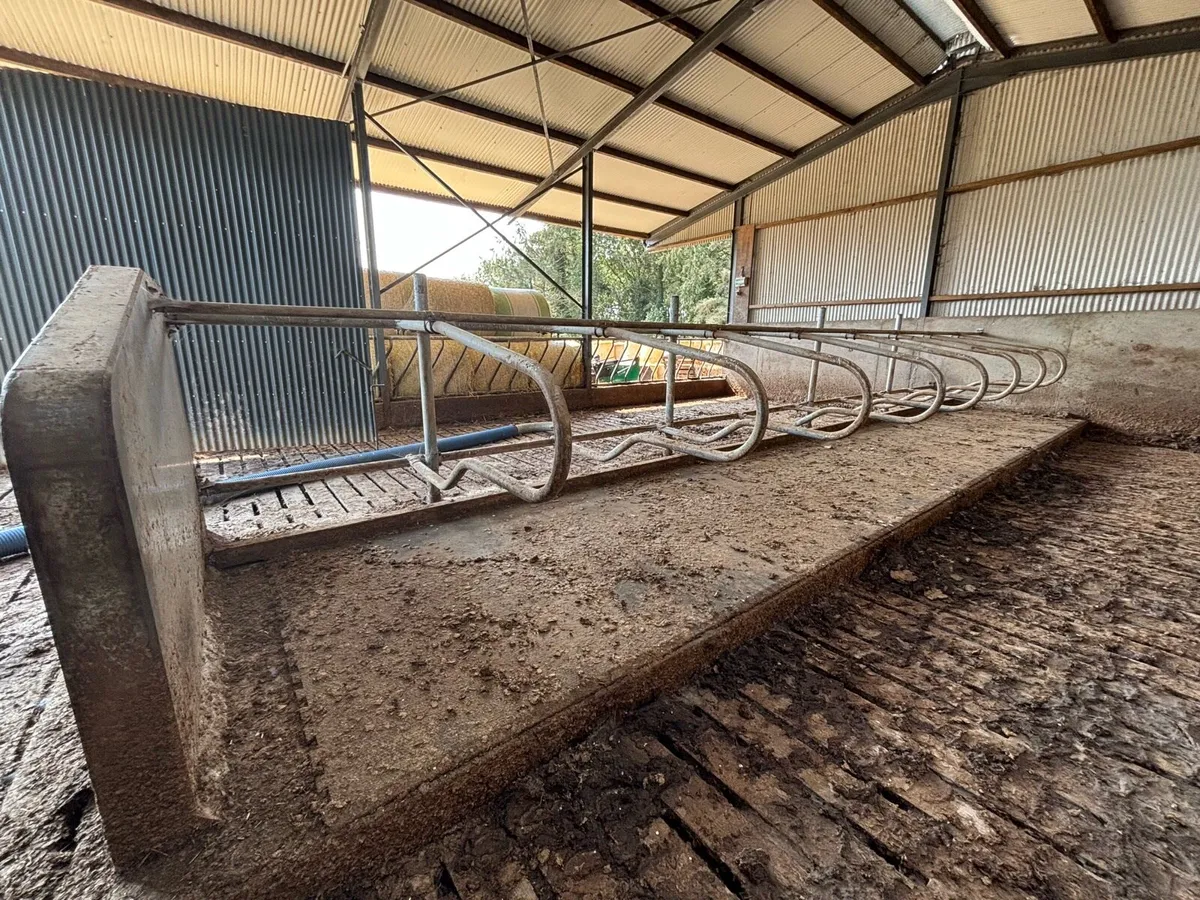 Precast cubicles - Image 1