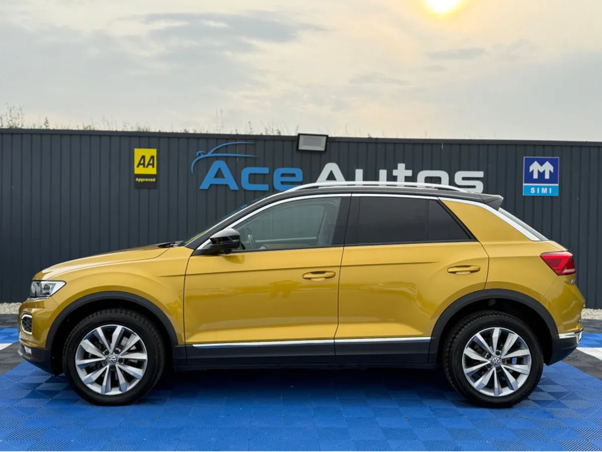 Volkswagen T-Roc DESIGN - 2.0L DIESEL - AUTO - 12M - Image 4