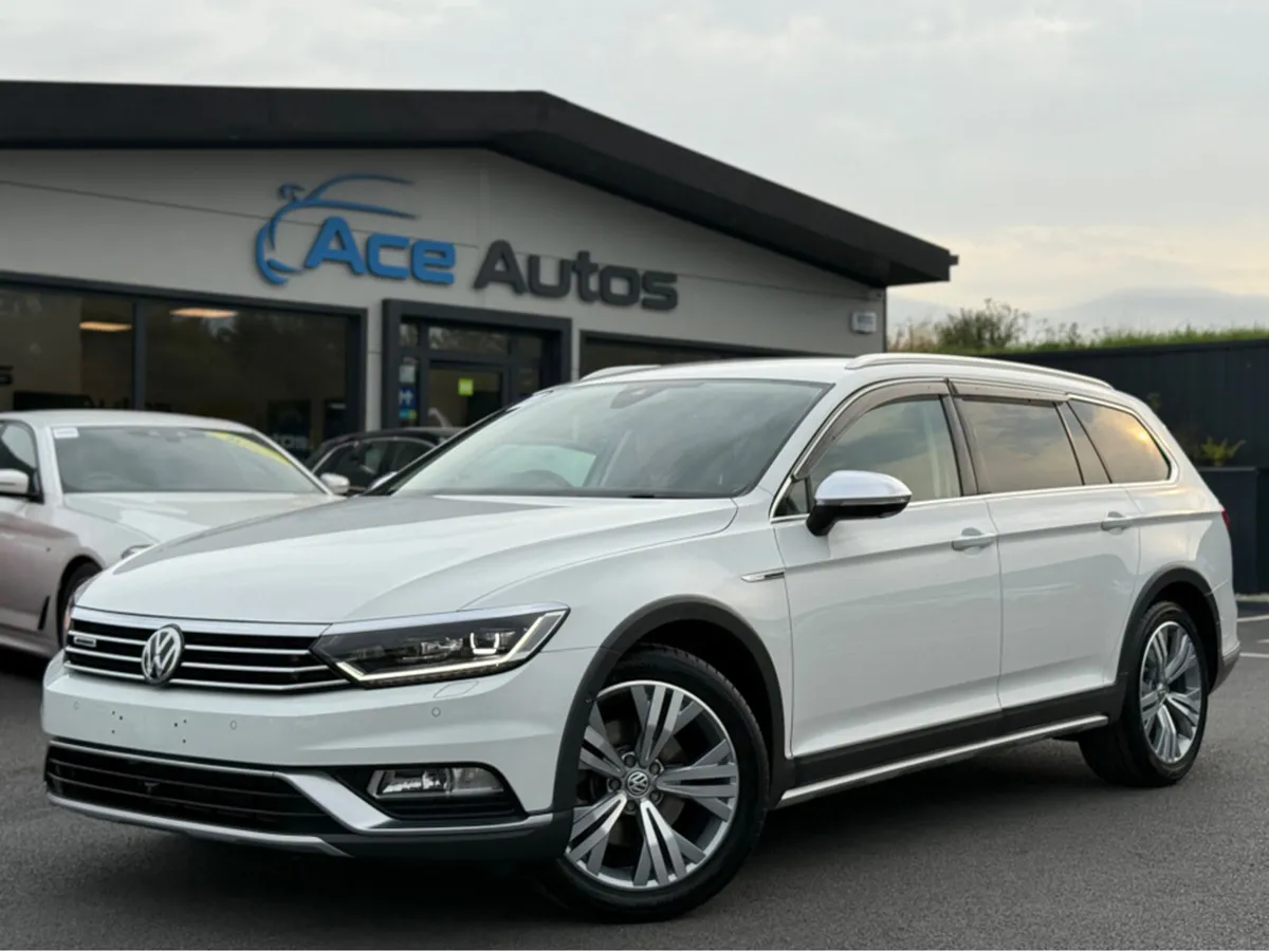 Volkswagen Passat ALLTRACK 4WD - 2.0L DIESEL - AUT - Image 1