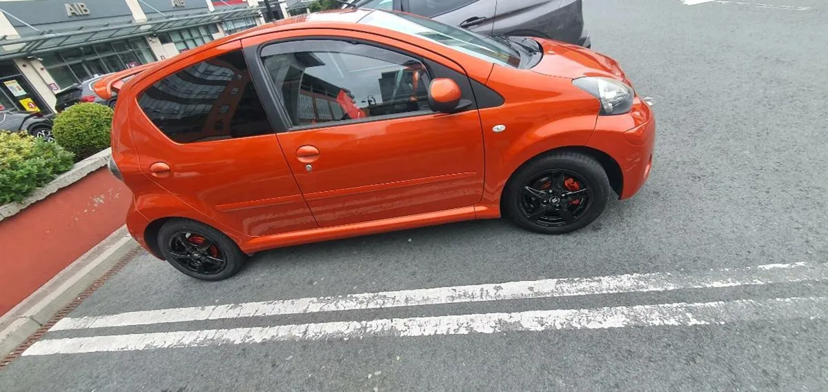 Toyota Aygo fire 2013 tax and test - Image 2