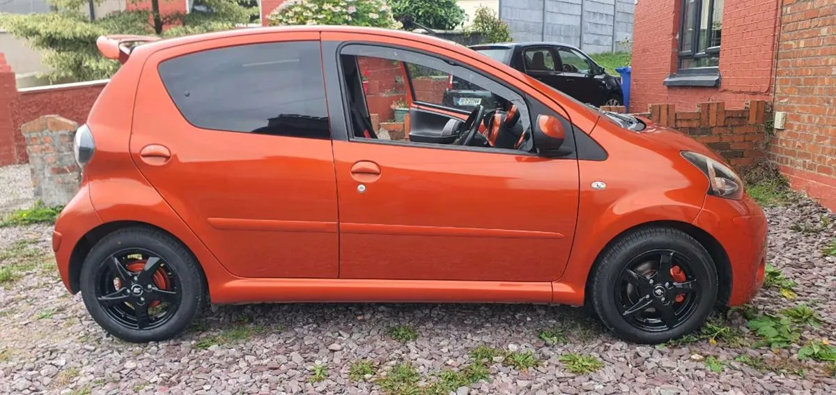 Toyota Aygo fire 2013 tax and test - Image 3