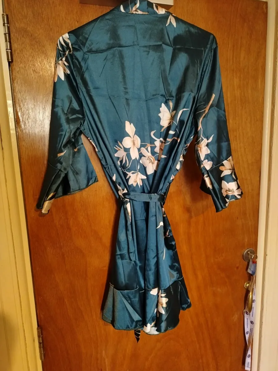 So sexy dress gown for crossdresser - Image 2