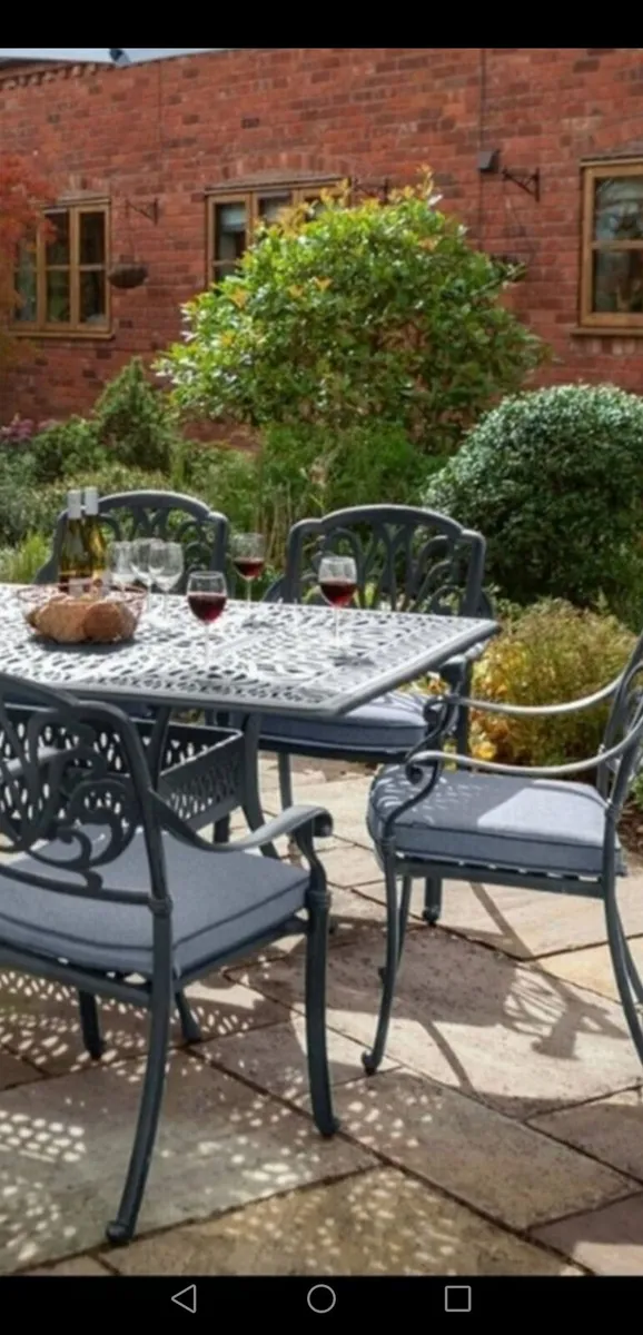 Brand New Hartman Antique Grey Cast Alum 8 Seater - Image 2