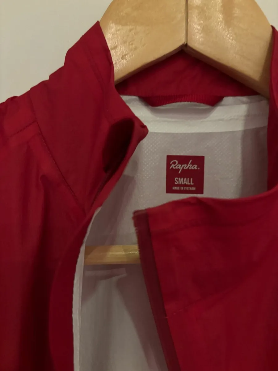 Rapha Rain Jacket (brand new, lightweight) - Image 3