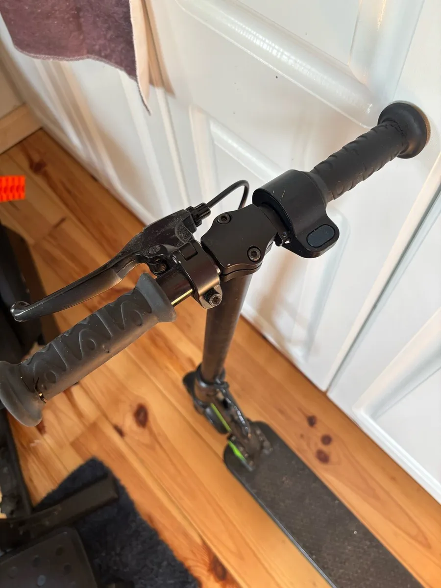 Electric scooter - Image 4