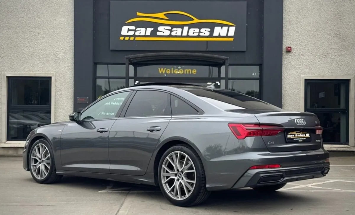 Audi A6 2.0 TDI 40 Black Edition Saloon 4dr Diese - Image 4