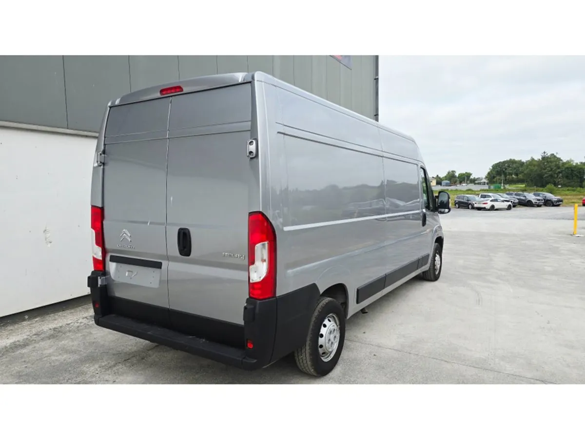 Peugeot Boxer L3 H2 Professional Plus - Image 4