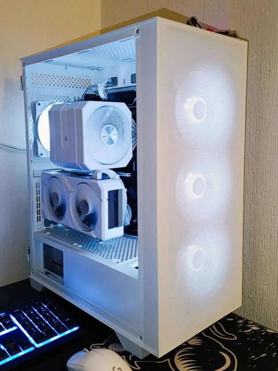 White Gaming PC - full setup available - Image 3