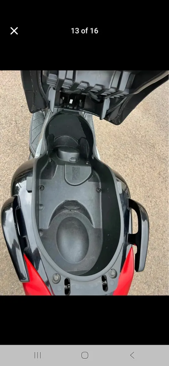 Yamaha xmax 250 - Image 4