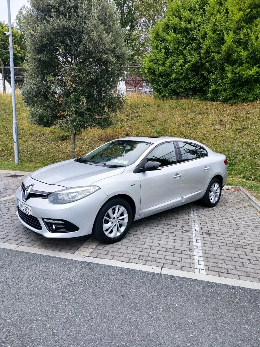 Renault Fluence Limited Edition Low Miles - Image 3