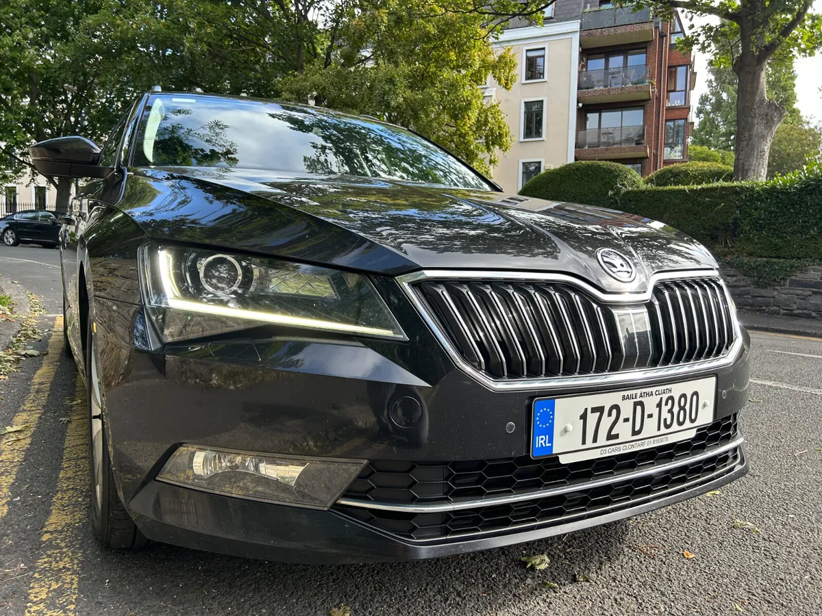2017 SKODA SUPERB STYLE AUTOMATIC ESTATE - Image 3