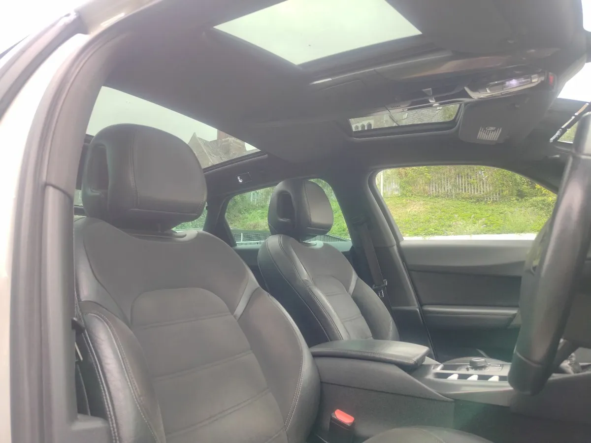 Citroen DS 5 2013 - Image 4