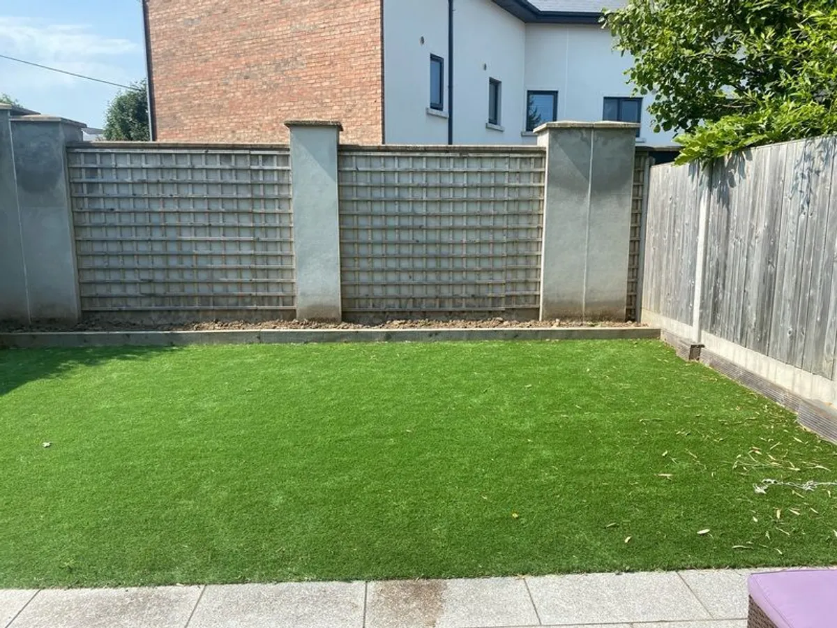 Fake Grass and Sleepers - Image 3