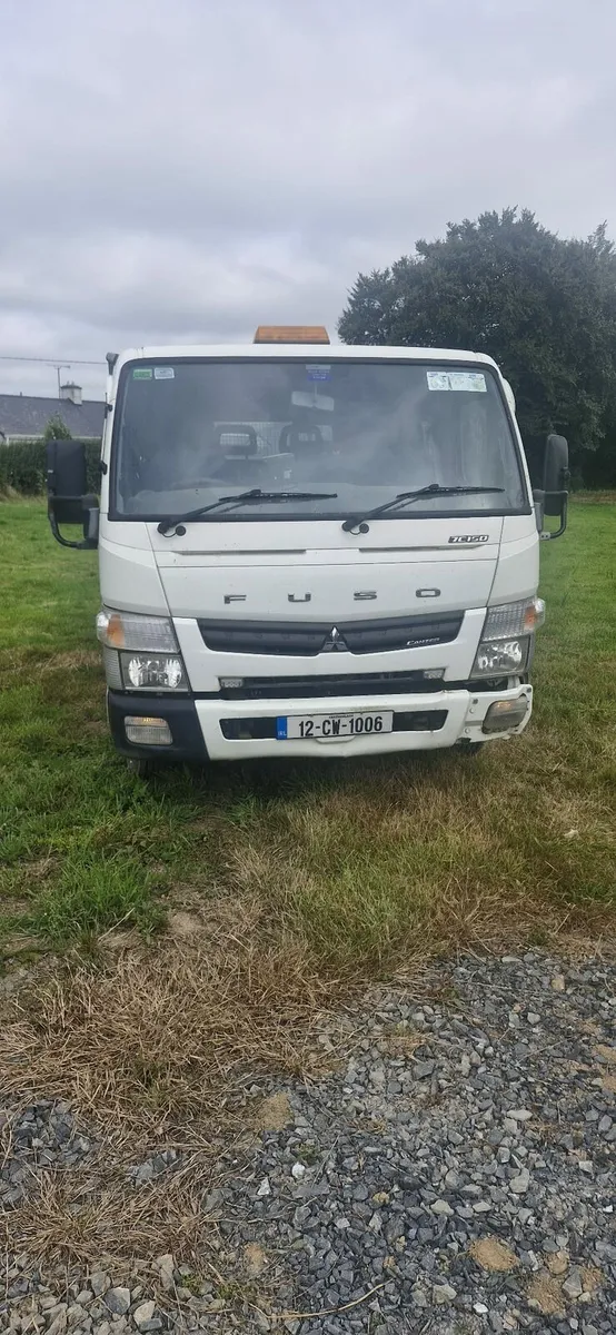 Mitsubishi Canter 7.5 tonne tipper - Image 3
