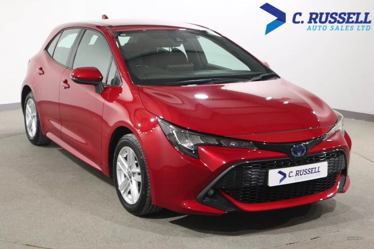 Toyota Corolla Hatchback - Image 3