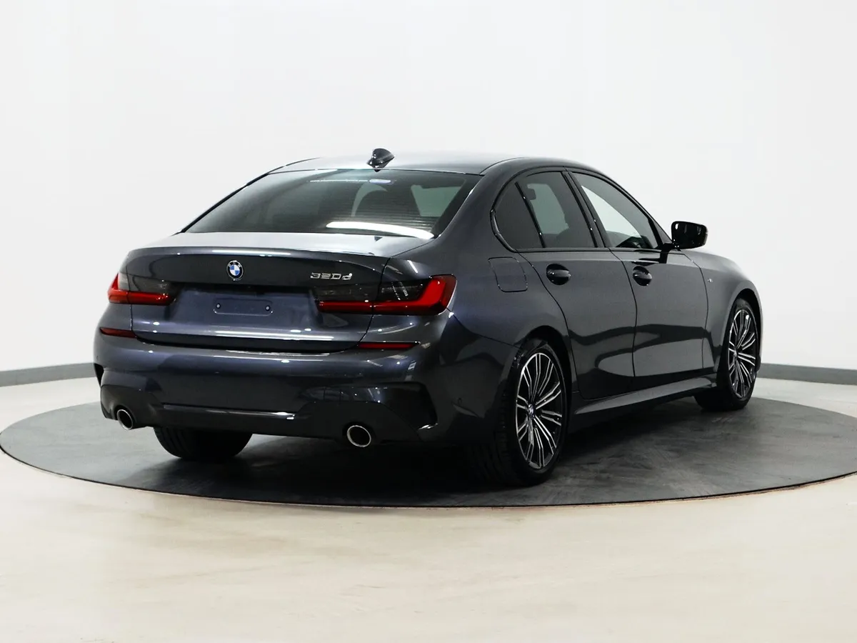 *73* 2021 BMW 3-Series 2.0 MHEV M-SPORT AUTO - Image 4