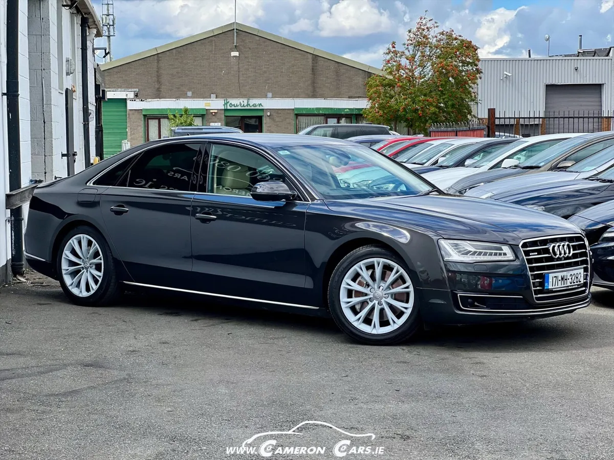 AUDI A8 3.0 TDI QUATTRO OOLONG GREY COLOR STUNNING - Image 3