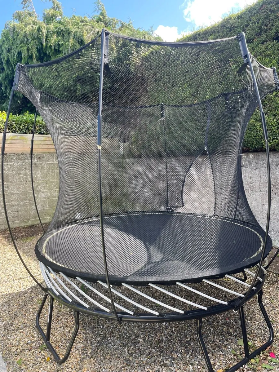8ft -10ft Springfree Trampoline