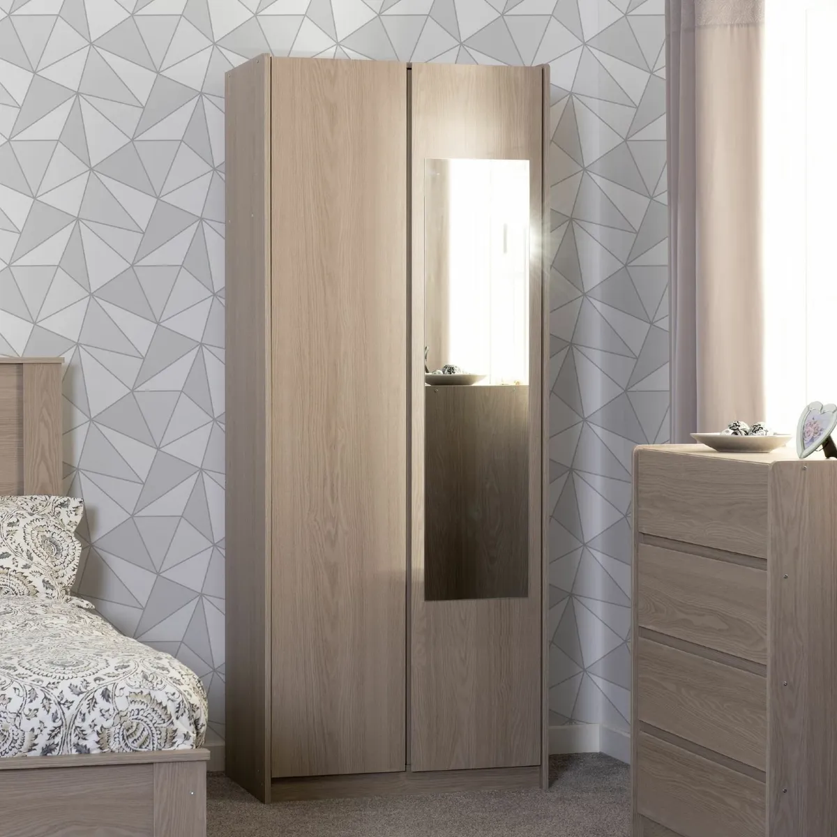 FURNITURE - Image 4