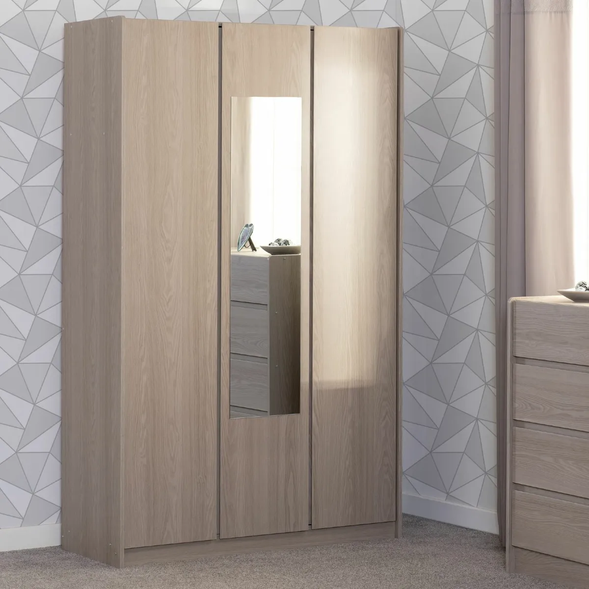 FURNITURE - Image 1