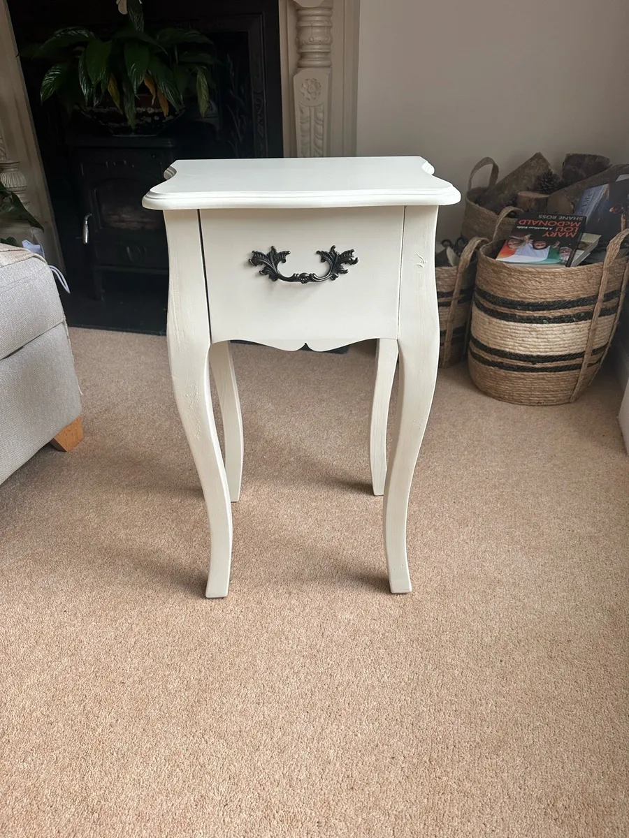 Bedside table - Image 1