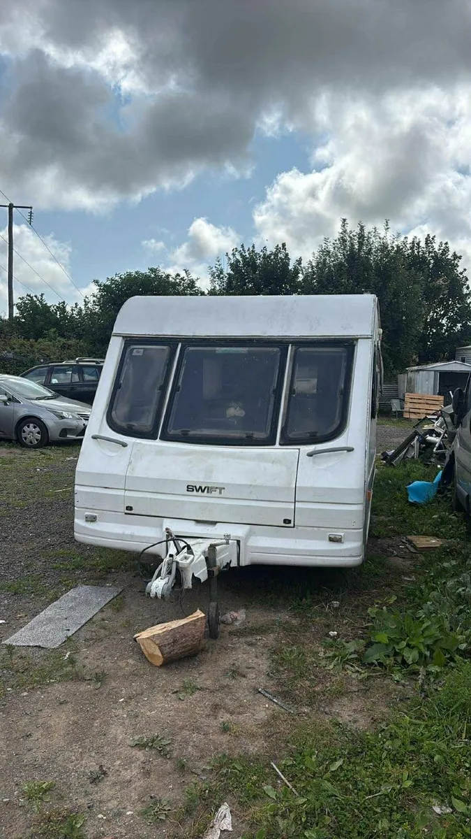 Caravan - Image 2