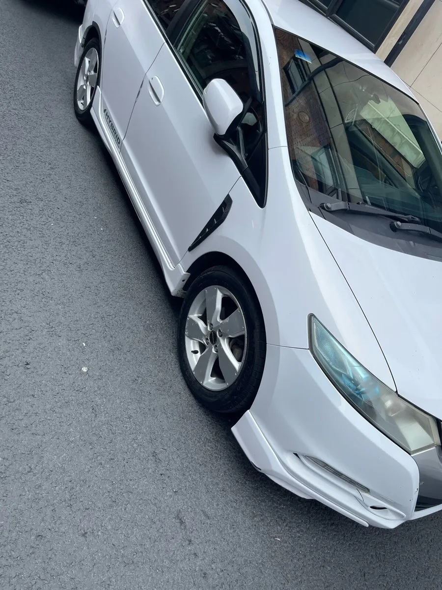 Honda insight 2010 hybrid - Image 4