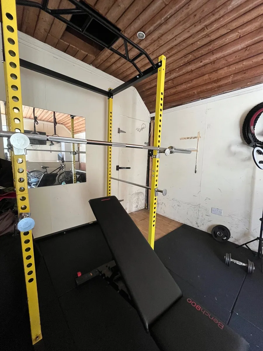 Bench, 20kg Barbell , 2x 5kg,2x 10kg weight plates - Image 2