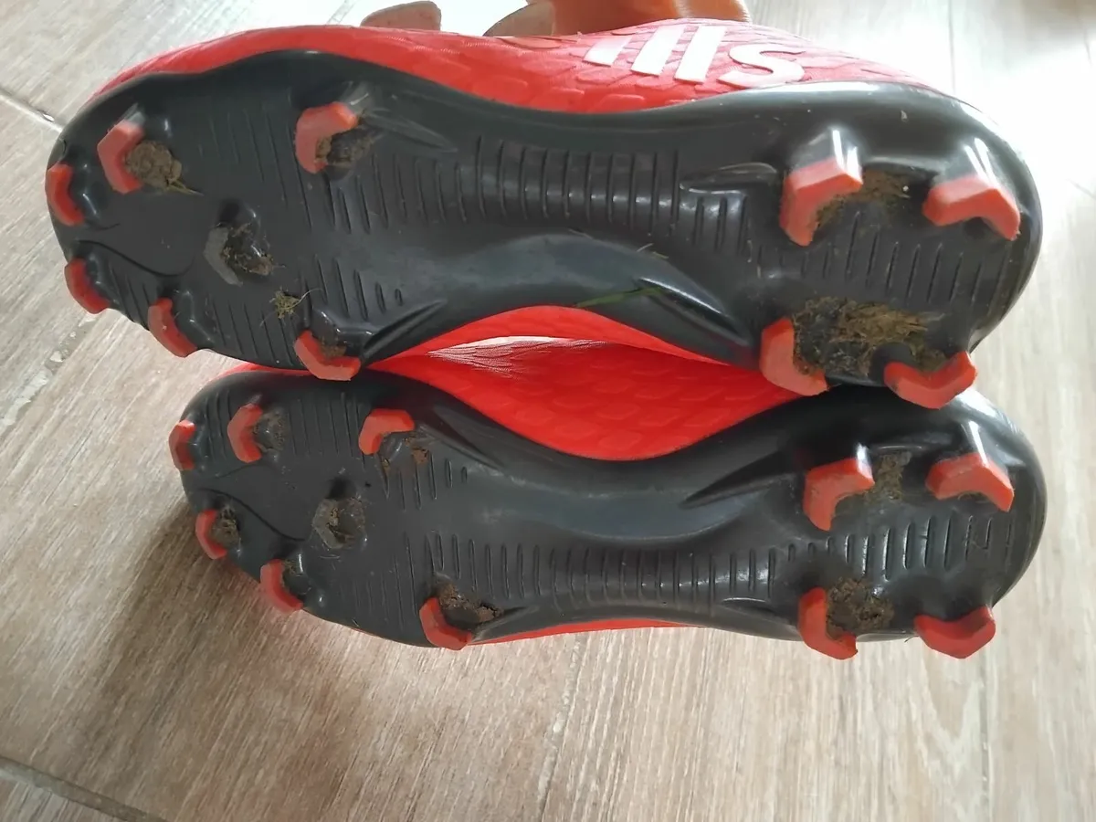 Pink O'Neills Football Boots, UK2 - Image 3