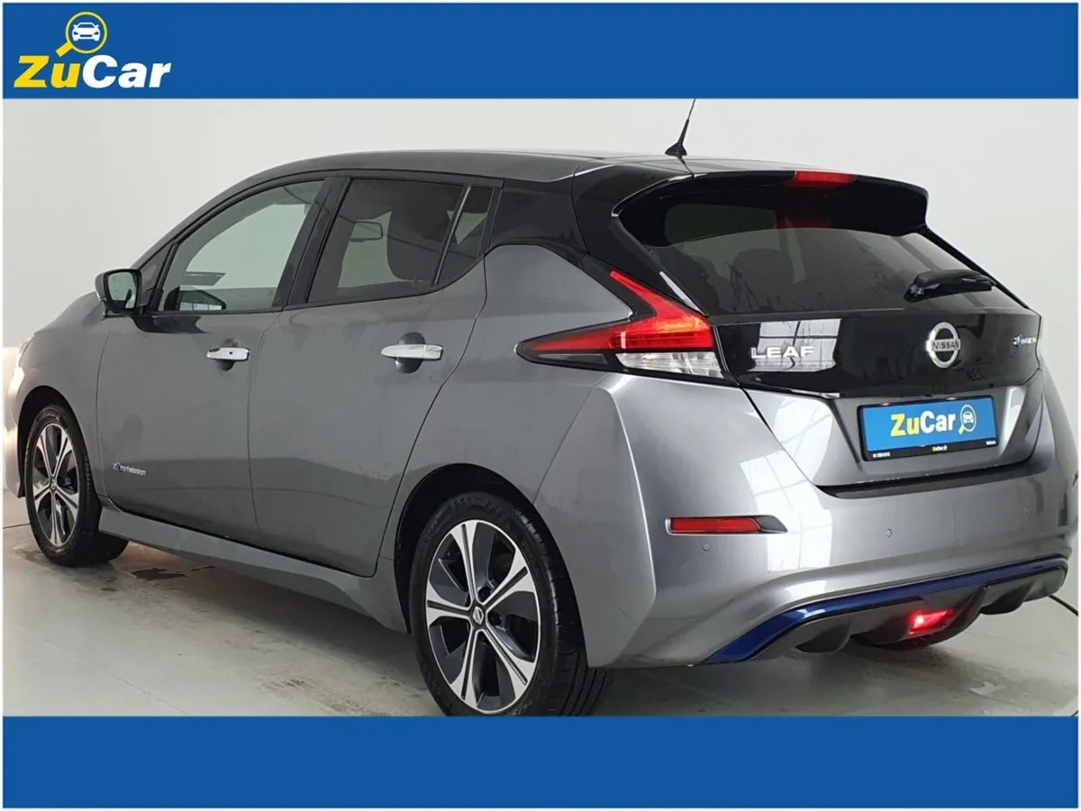 Nissan Leaf  103 Leaf SV Premium 40 kWh - Image 4