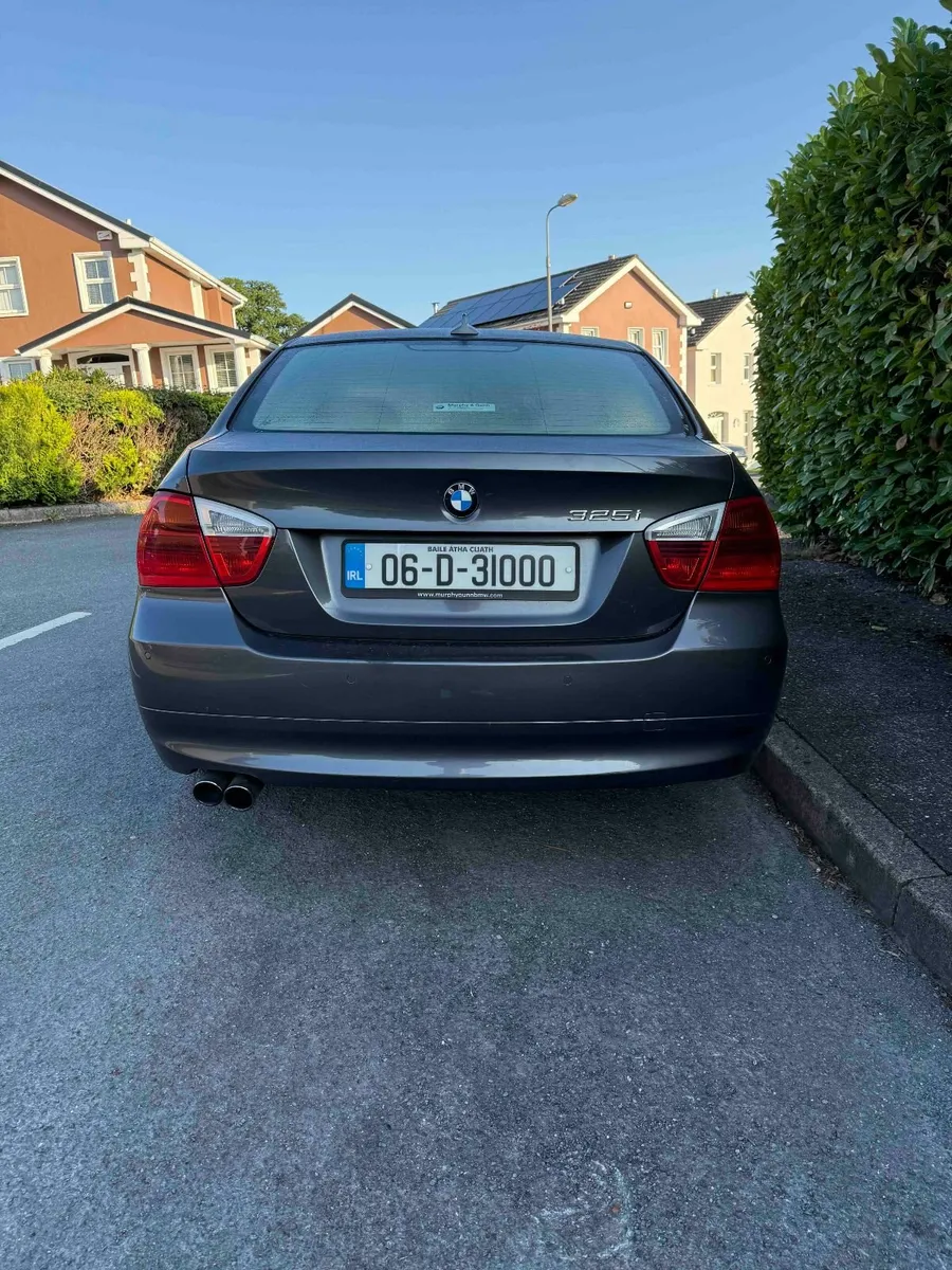 BMW 3-Series 2006 - Image 3