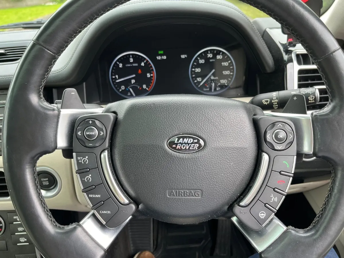 Land Rover Range Rover 2011 - Image 4