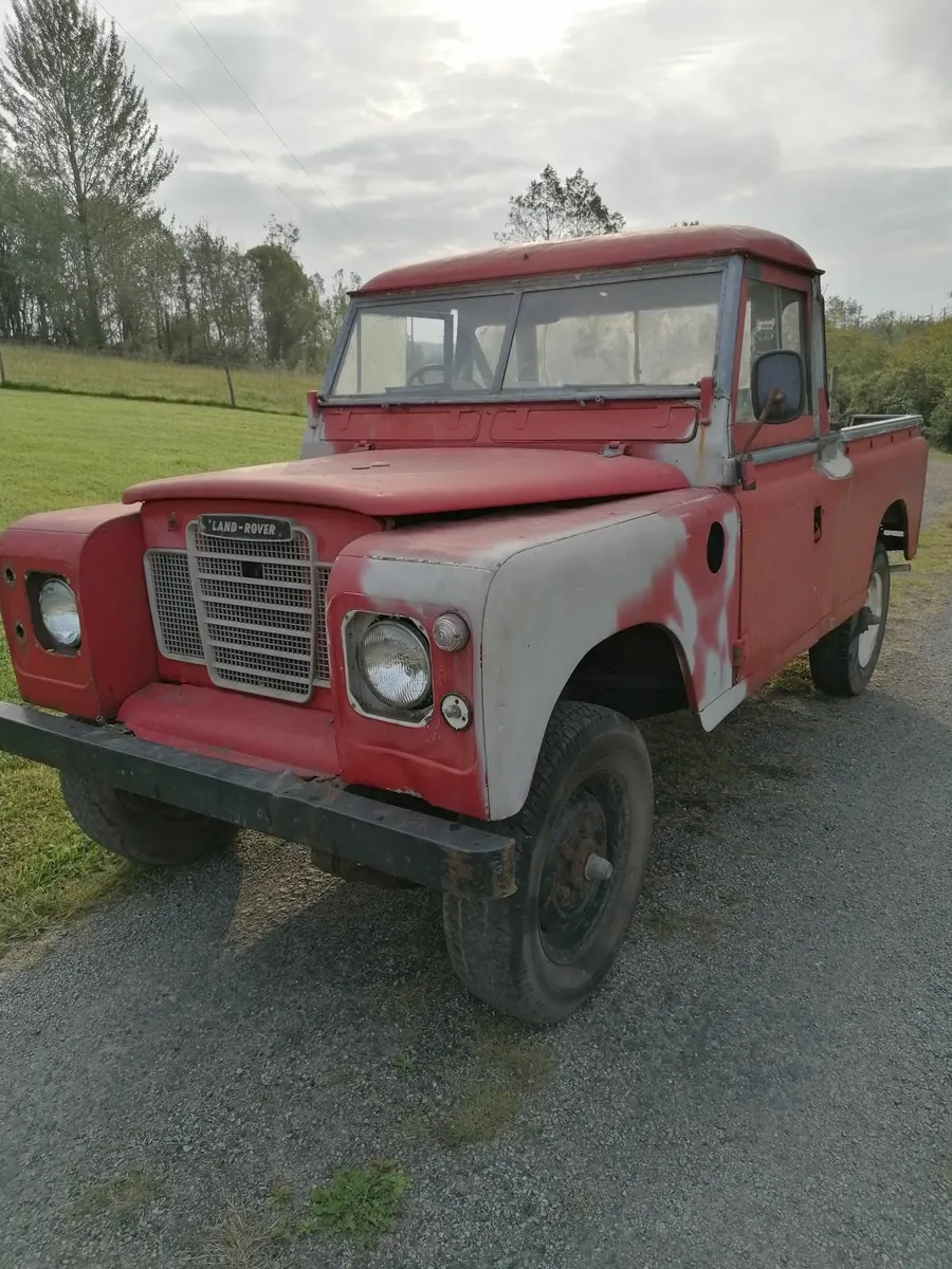 Land Rover - Image 2