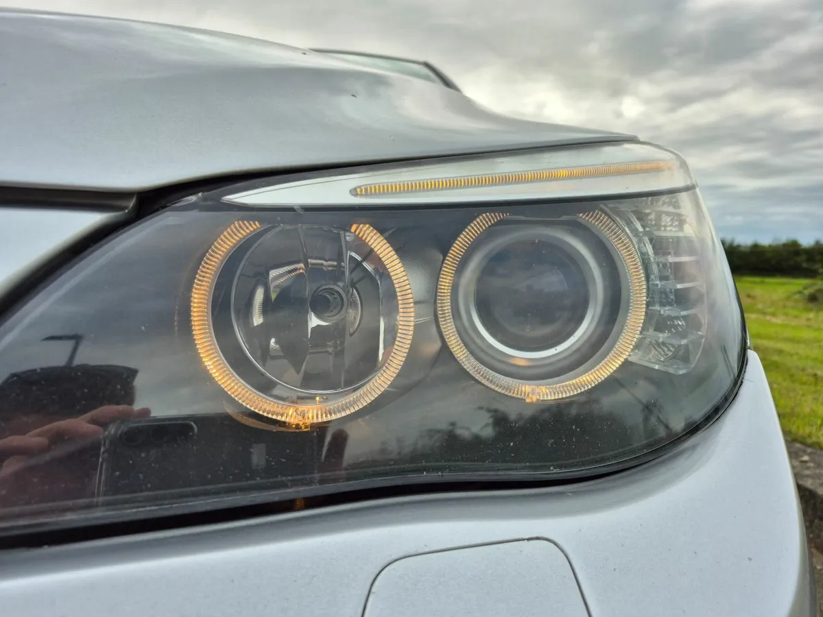 BMW 5-Series 2008 - Image 4